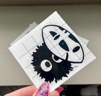 Autocollant en vinyle Soot Sprite : Masque No Face de Mon Voisin Totoro