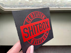 Autocollant en vinyle Certified Sh*t Box : Autocollant humoristique de mécanicien, Sauvez les manuels BMW VW Subaru Audi Ford Honda Mercedes Nissan Nismo